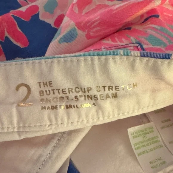LILLY PULITZER BUTTERCUP FLORAL STRETCH SHORTS - Picture 7 of 7